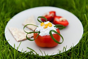 Dla niejadków - Nadziewany pomidor